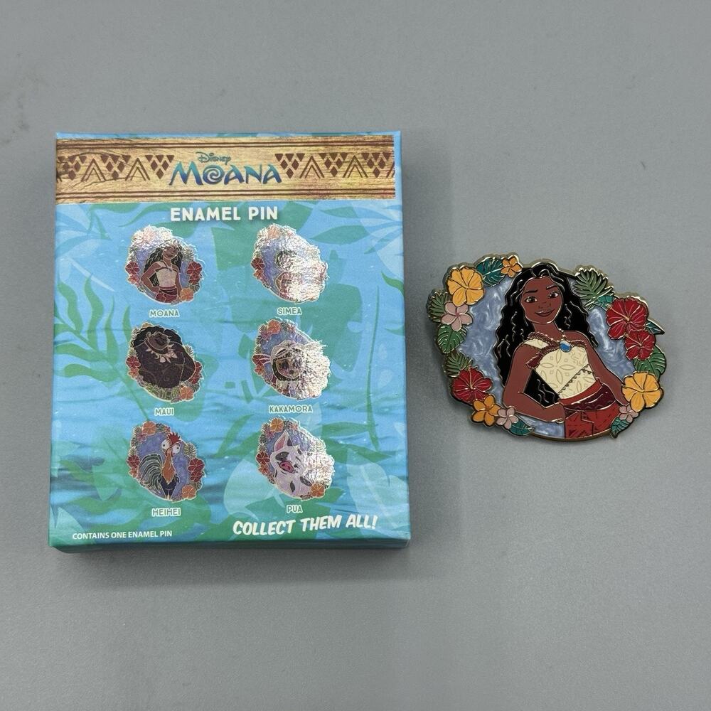 Disney Moana Floral Blind Enamel Pin New Open Box MOANA